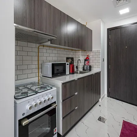 Trendy Studio Getaway In Dubailand'S Best Distric Exterior foto